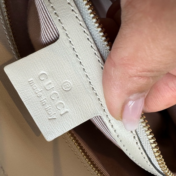 ***SOLD*** Gucci - Picture 9 of 10